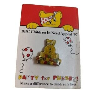 BBC Children in Need 1997 Party for Pudsey! Pin UK 1 inch bear & blocks enamel